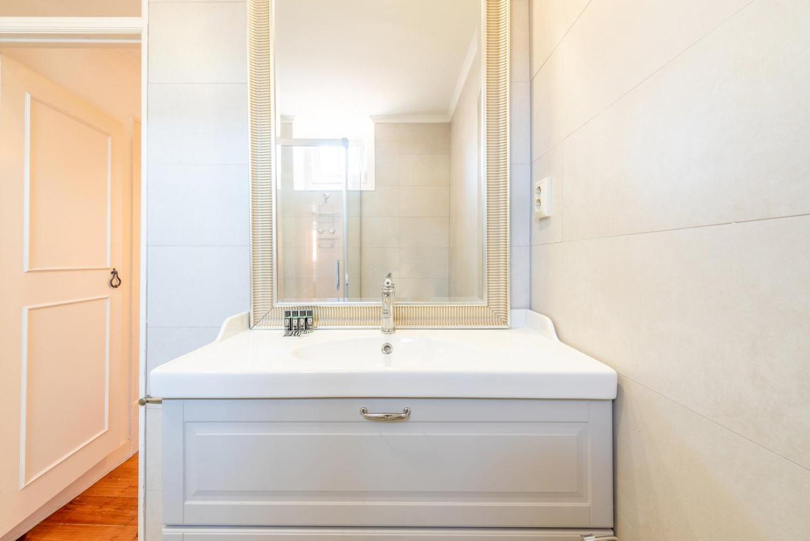 Ferienwohnung Guestready - Sunshine Belem Lisboa Exterior foto